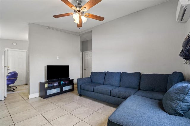 5 of 12 - 1558 Nw 3rd Way, Pompano Beach, FL