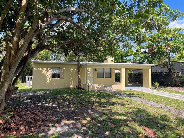 1 of 24 - 123 Sw 21st Way, Fort Lauderdale, FL