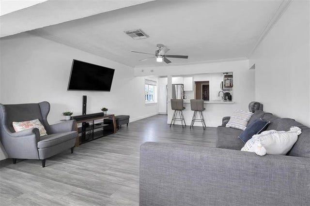 3 of 14 - 2535 Sherman St, Hollywood, FL