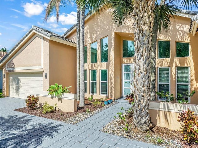 3 of 41 - 4255 Nw 64th Ave, Coral Springs, FL