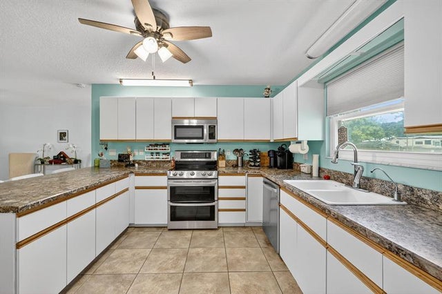 3 of 75 - 6506 Doris Dr, Fort Pierce, FL