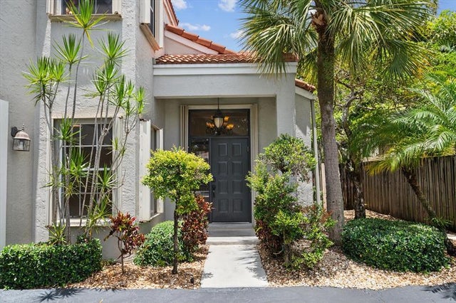 2 of 32 - 6365 Nw 77th Pl, Parkland, FL