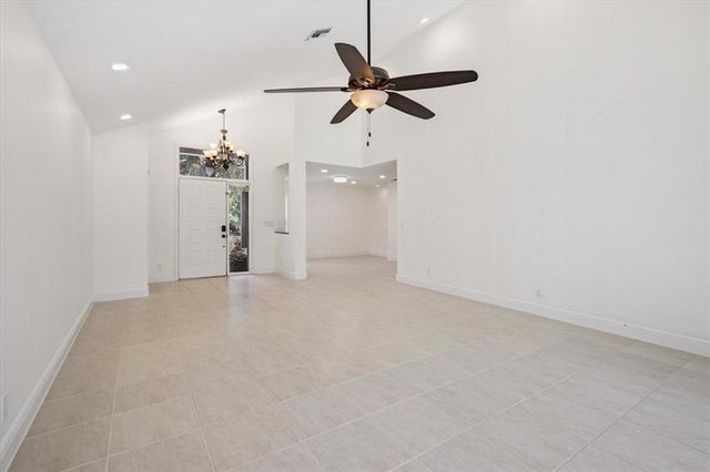 5 of 32 - 6365 Nw 77th Pl, Parkland, FL