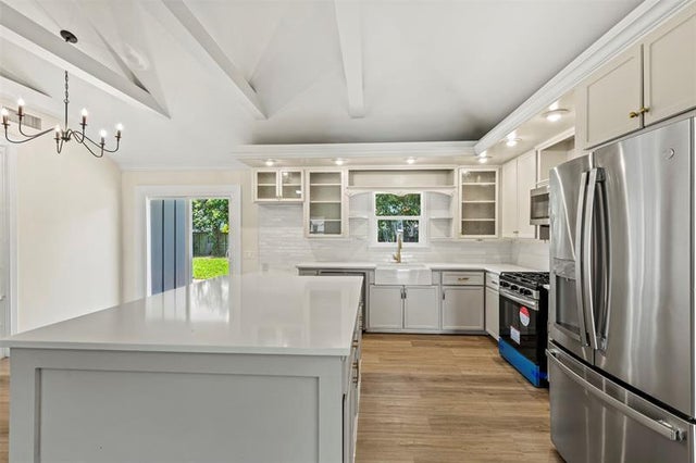 5 of 54 - 333 Sw Manor Dr, Stuart, FL