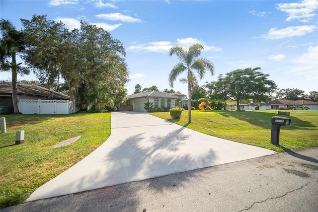 4 of 61 - 7305 E Elyse Circle, Port St. Lucie, FL