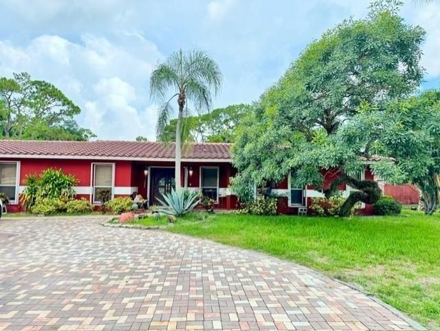 1 of 35 - 5800 Pinetree Rd, Parkland, FL
