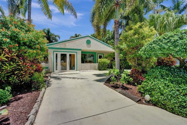 2 of 46 - 8353 Huntsman Pl, Boca Raton, FL