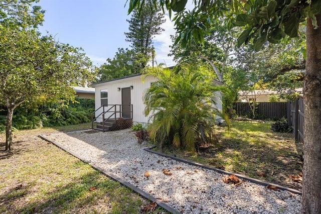 3 of 16 - 615 Sw 14th Ave, Fort Lauderdale, FL