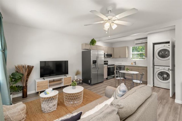 5 of 16 - 615 Sw 14th Ave, Fort Lauderdale, FL