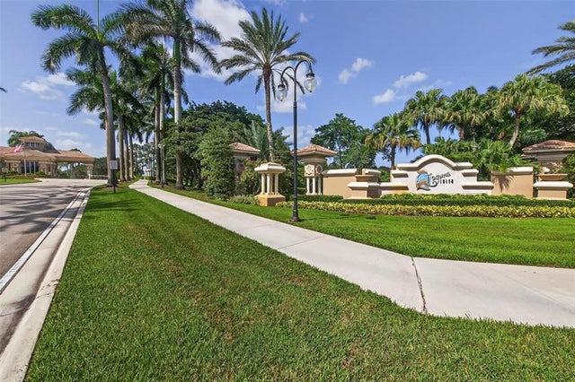 2 of 33 - 6306 Sw 191st Ave, Fort Lauderdale, FL