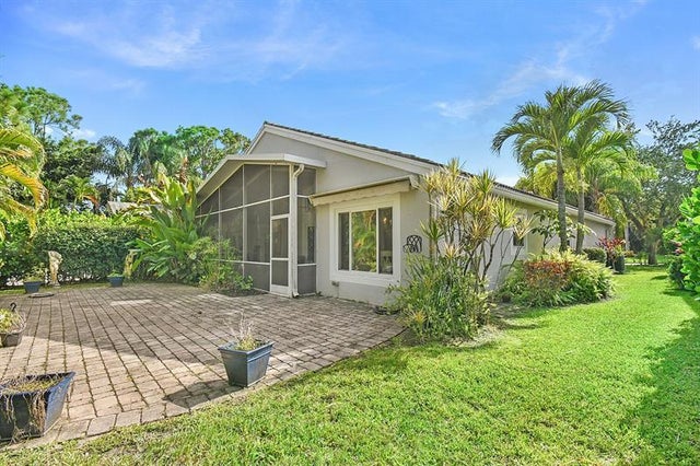 1 of 41 - 7151 Se Twin Oaks Cir, Stuart, FL