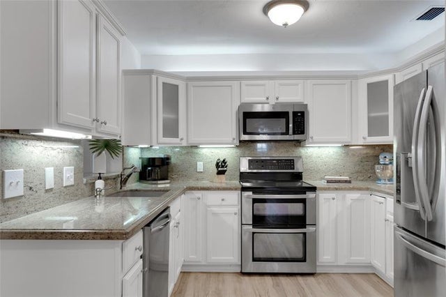 2 of 55 - 1428 Ne 17th Ave, Fort Lauderdale, FL