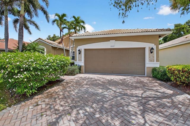 2 of 50 - 7557 Lockhart Way, Boynton Beach, FL