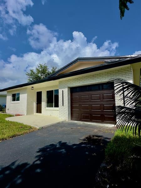 3 of 29 - 6811 Nw 32nd Ave, Fort Lauderdale, FL