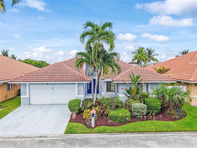 2 of 42 - 1001 Sw 115 Ave, Pembroke Pines, FL