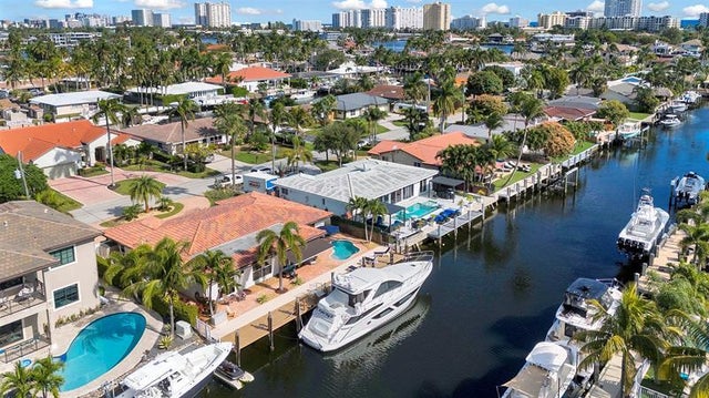 4 of 46 - 2524 Se 9th St, Pompano Beach, FL