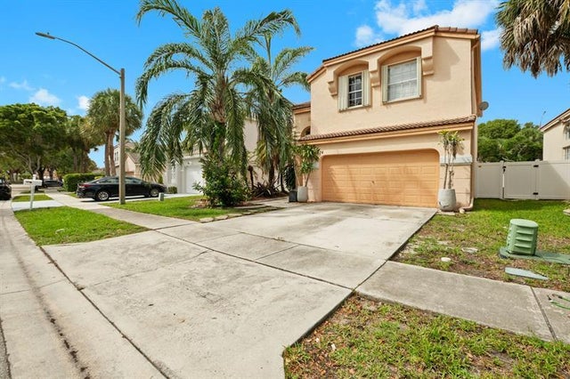 1 of 28 - 1474 Nw 153rd Ln, Pembroke Pines, FL