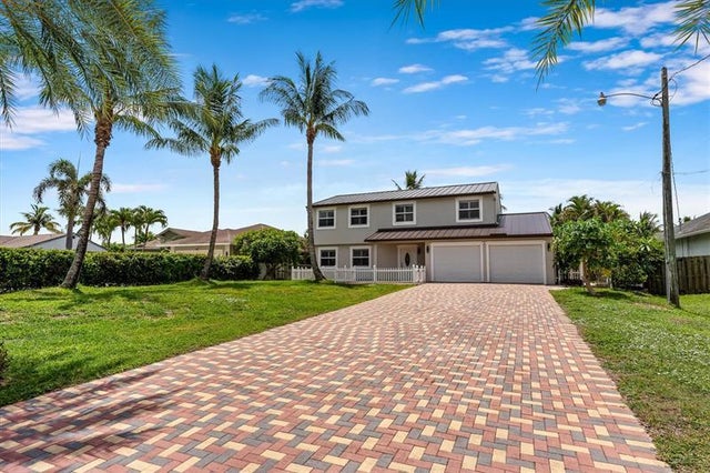 1 of 47 - 7444 Seabreeze Dr, Lake Worth, FL