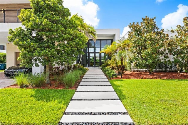 2 of 42 - 16768 Natures Way, Weston, FL