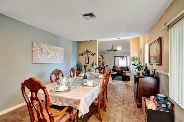 5 of 60 - 2672 Nw 95th Ter, Coral Springs, FL