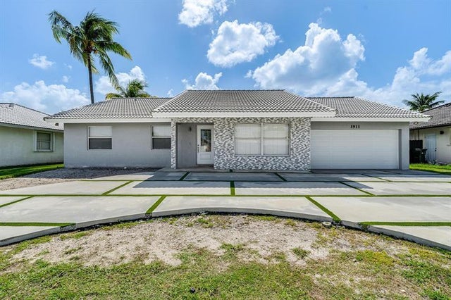 1 of 44 - 1911 Nw 80th Ave, Margate, FL