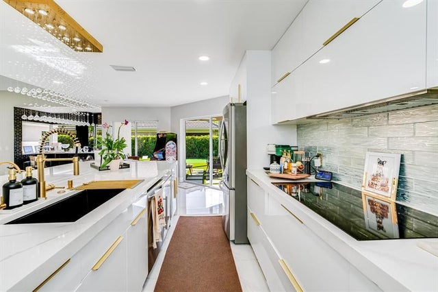 1 of 27 - 154 Coventry Pl, Palm Beach Gardens, FL