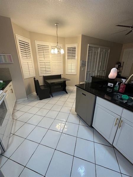 2 of 10 - 6864 Torch Key, Lake Worth, FL