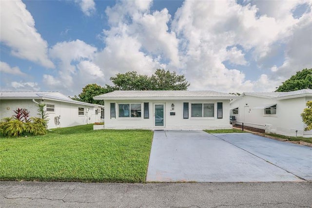 3 of 23 - 6711 Nw 72nd St, Tamarac, FL