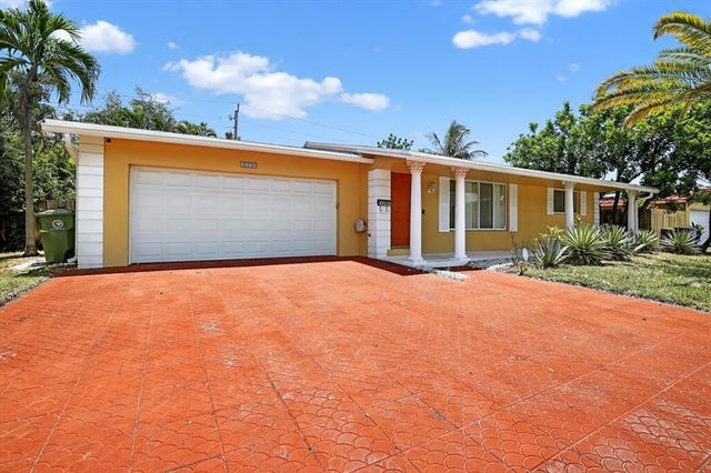 2 of 40 - 5290 Ne 18th Ave, Fort Lauderdale, FL