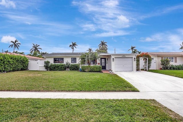 1 of 43 - 912 Se 16th Ct, Deerfield Beach, FL