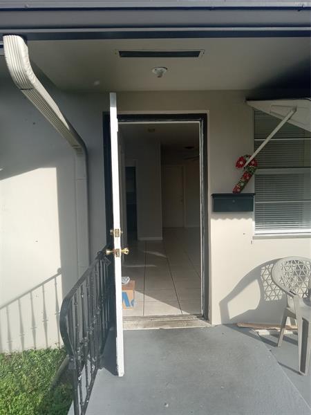 3 of 8 - 2901 Jackson Street, Hollywood, FL