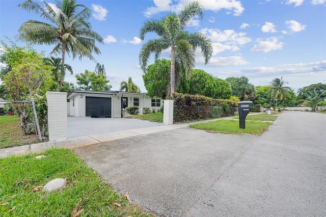 3 of 30 - 3531 Nw 1st Ct, Lauderhill, FL