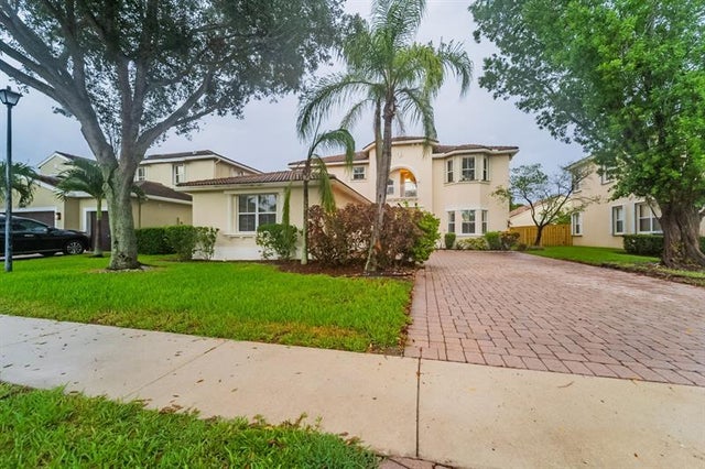 1 of 42 - 6342 Ethan Dr, Lake Worth, FL