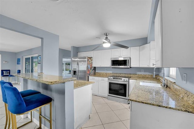 1 of 43 - 1601 Sw 2nd Ave, Pompano Beach, FL