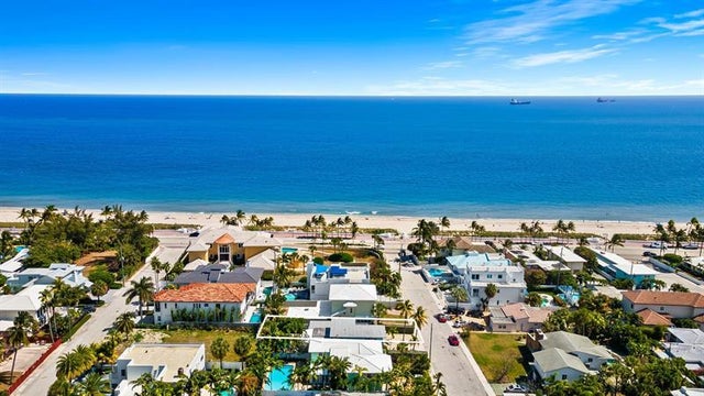 2 of 41 - 3321 Ne 16th Ct, Fort Lauderdale, FL