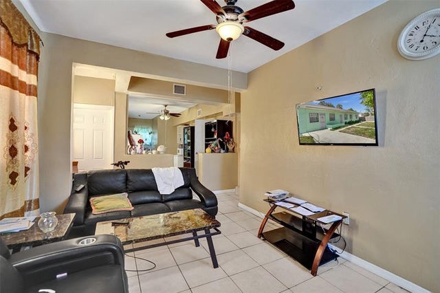 4 of 36 - 57 Nw 68th St, Miami, FL