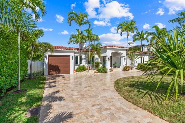 2 of 57 - 2317 Ne 12th St, Fort Lauderdale, FL