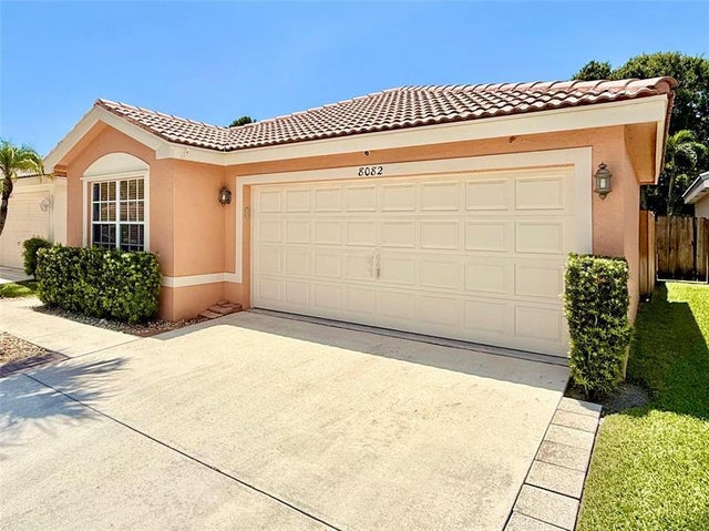 2 of 50 - 8082 Tortuga Ln, Boynton Beach, FL