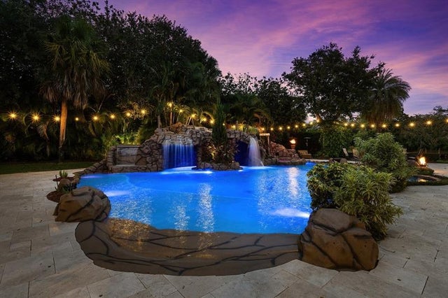 1 of 100 - 16389 Bridlewood Cir, Delray Beach, FL