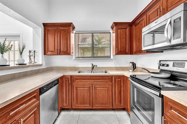 5 of 57 - 10180 Nw 5th St, Plantation, FL