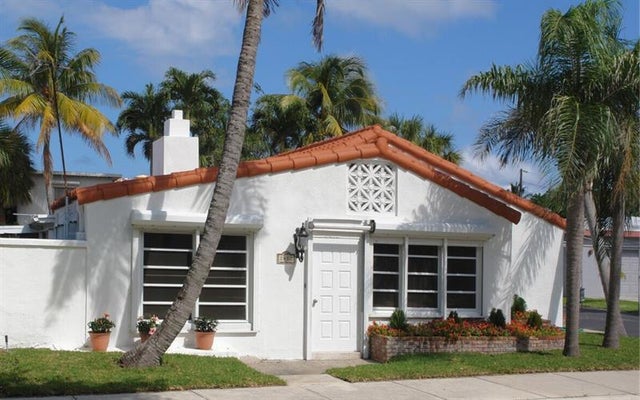 1 of 10 - 2412 N Ocean Boulevard, Fort Lauderdale, FL
