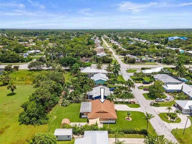 1 of 34 - 5487 Se Celestial Cir, Stuart, FL