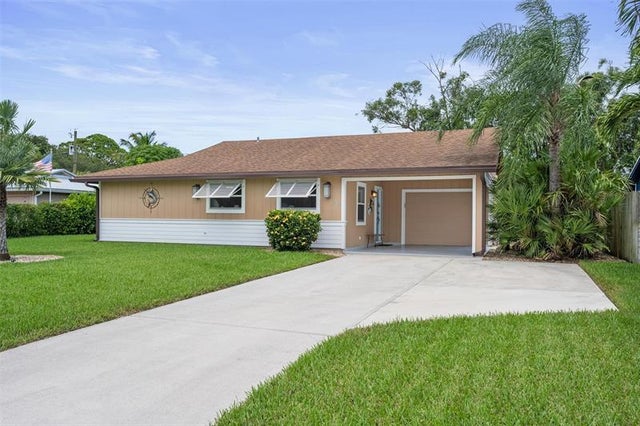 2 of 34 - 5487 Se Celestial Cir, Stuart, FL