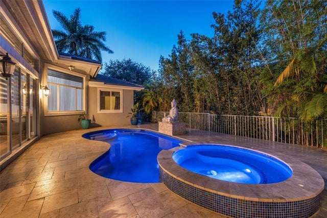 2 of 69 - 385 Nw 118th Ave, Coral Springs, FL