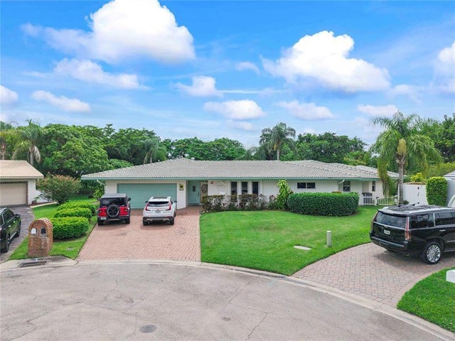 2 of 37 - 8608 Nw 26th Ct, Coral Springs, FL