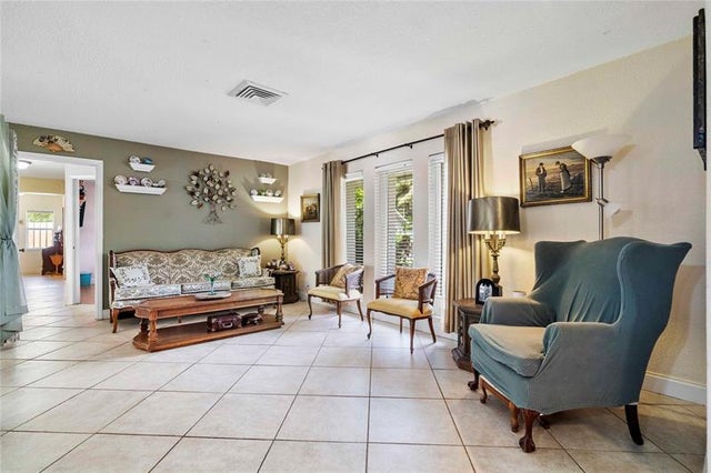 5 of 37 - 8608 Nw 26th Ct, Coral Springs, FL