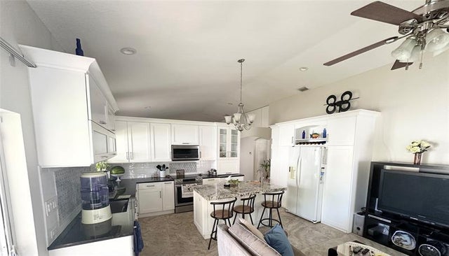 5 of 28 - 12633 Nw 11th Ct, Sunrise, FL
