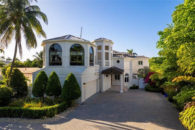 4 of 36 - 2615 E Las Olas Blvd, Fort Lauderdale, FL