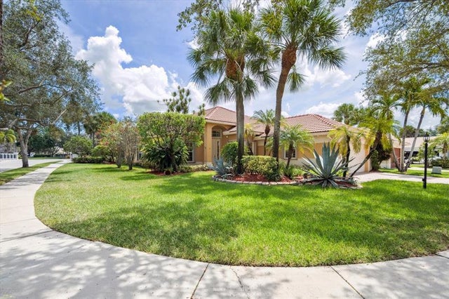 1 of 34 - 11015 Nw 64th Dr, Parkland, FL