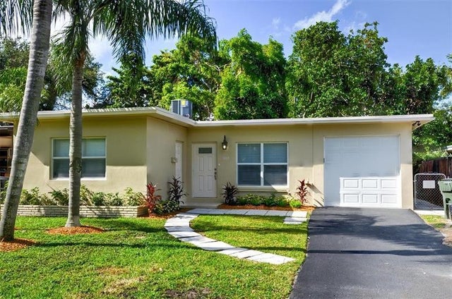 1 of 29 - 1835 Park Ln, Fort Lauderdale, FL